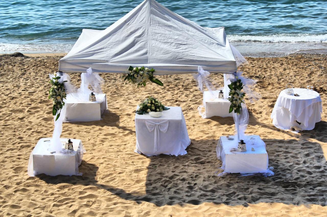 Alkionis Beach Hotel Apartments Sfáka Esterno foto