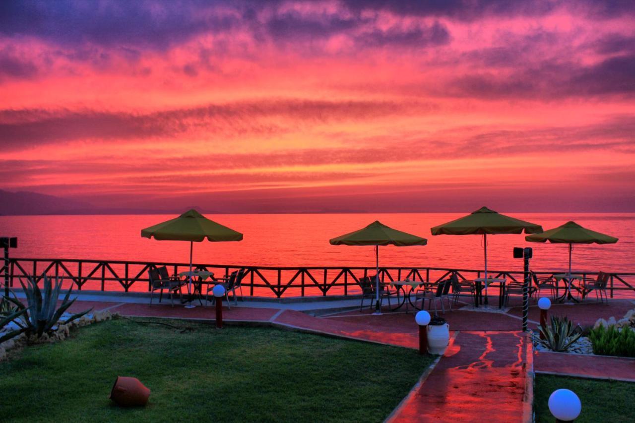 Alkionis Beach Hotel Apartments Sfáka Esterno foto