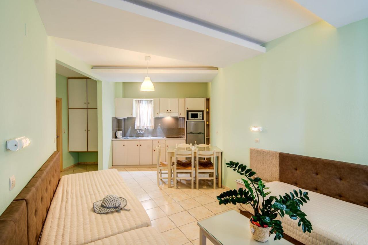 Alkionis Beach Hotel Apartments Sfáka Esterno foto